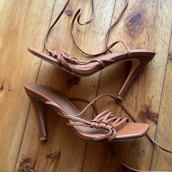 Tony Bianco Feliz Sandal in Rust Nappa - Picture 3 of 4